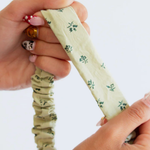 Load image into Gallery viewer, Andi Pine Floral Lanyard
